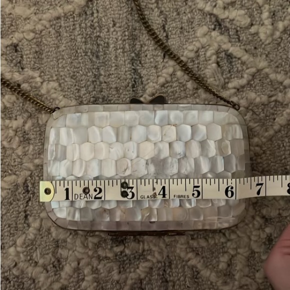 Dressy purse decorated with authentic mother of pearl - Picture 6 of 8